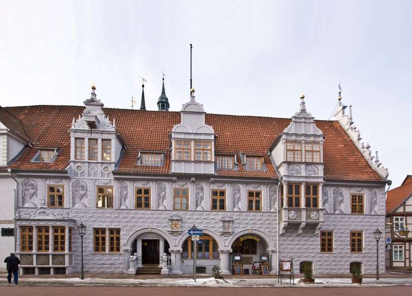 Gamla historiska stadshuset i Celle pussel på nätet