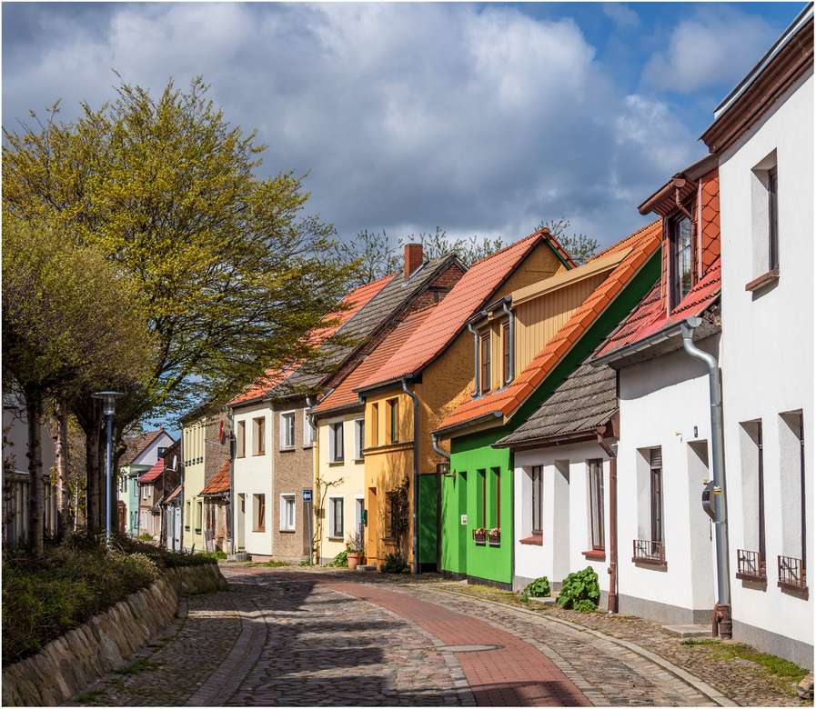 Barth old row of houses online puzzle