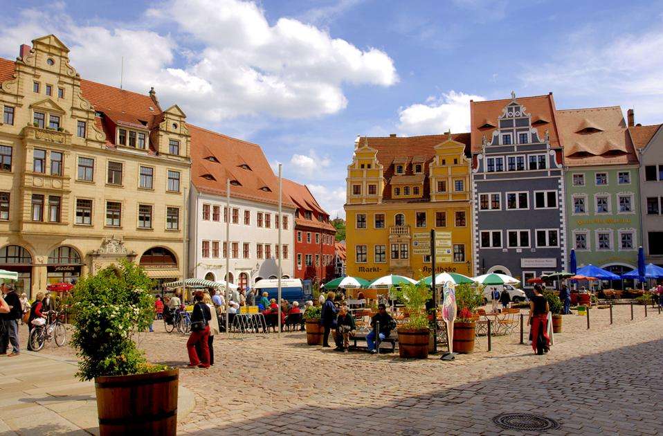 Praça do mercado no centro da cidade de Meissen puzzle online