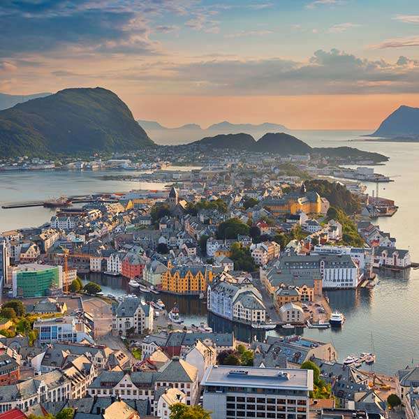 Norwegen-Fjorde, Trondheim Puzzlespiel online