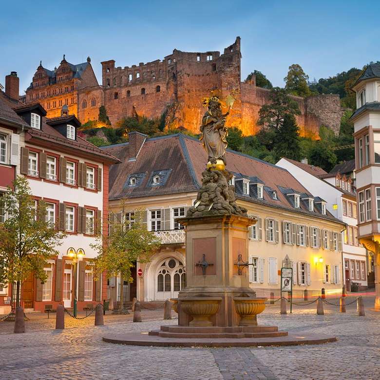 Heidelberg med utsikt över slottet pussel på nätet
