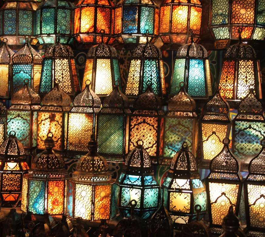 lighted lantern lot jigsaw puzzle online