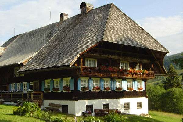 Schwarzwald Altes Bauernhaus Online-Puzzle