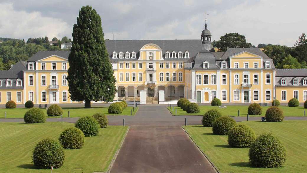 Oraniensteinský palácový komplex online puzzle