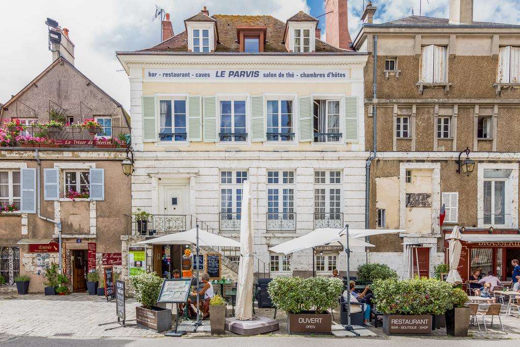 Chartres v centru Francie online puzzle