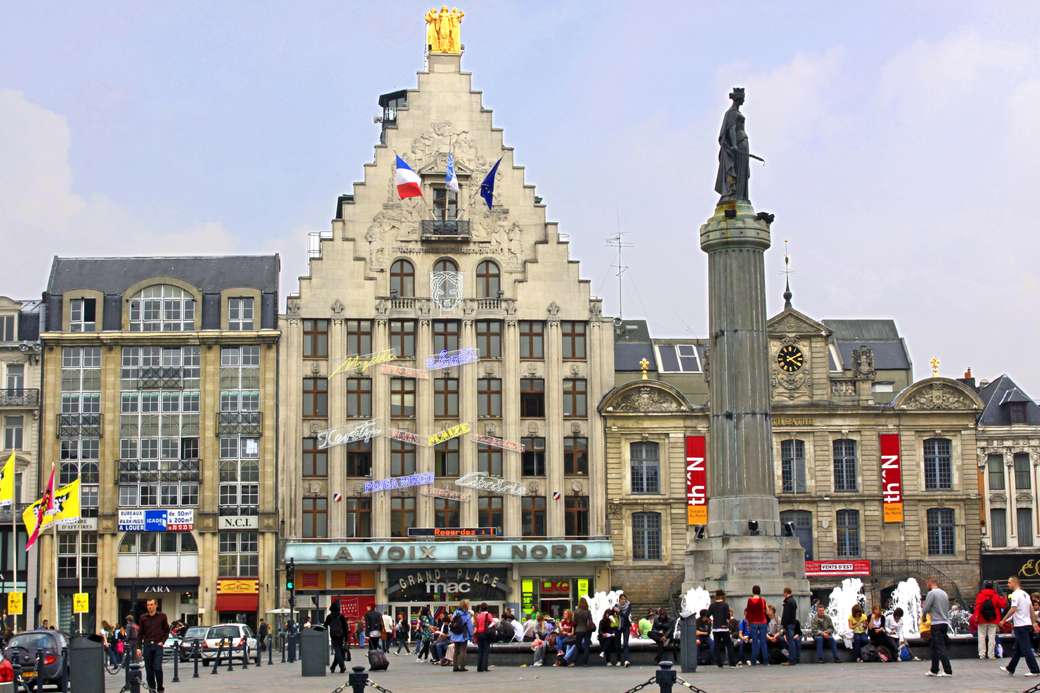 Lille Place Шарл де Гол онлайн пъзел