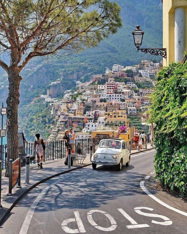 Une rue de Positano, Italie puzzle en ligne