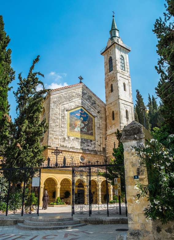 Μια εκκλησία που επισκέπτεται το Karem online παζλ