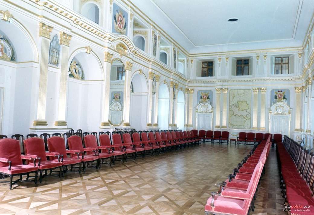 Salón senatorial en Varsovia rompecabezas en línea