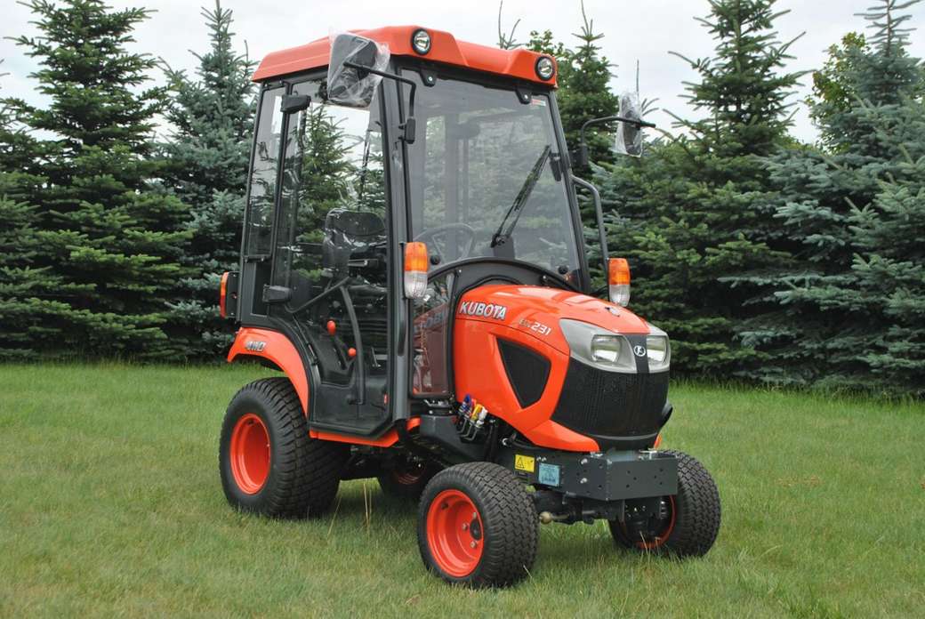 BX231 CAB PL - KUBOTA Traktor skládačky online