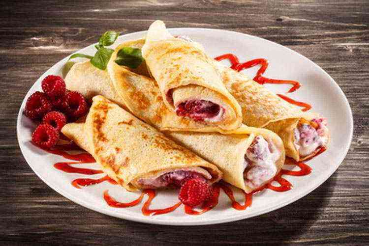 Pancakes with raspberries jigsaw puzzle online
