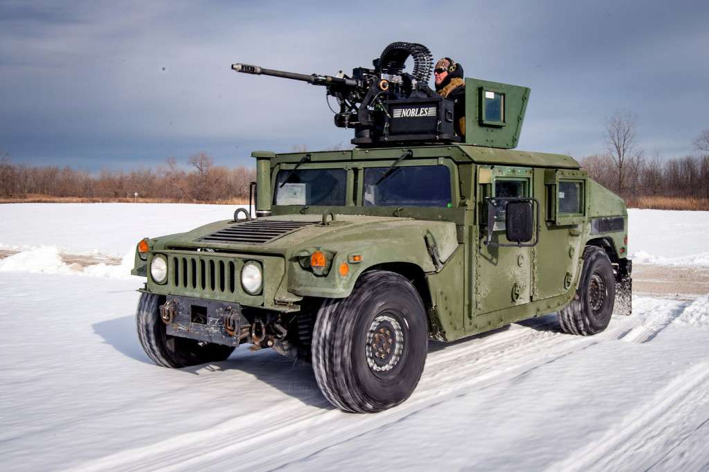 Hummer H1 - Армия США пазл онлайн