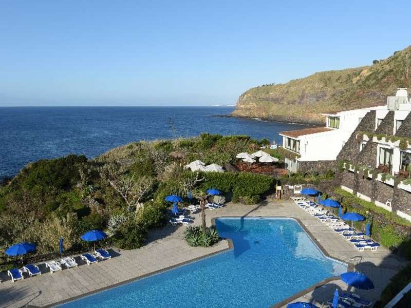 Hotelanlage auf den Azoren Online-Puzzle