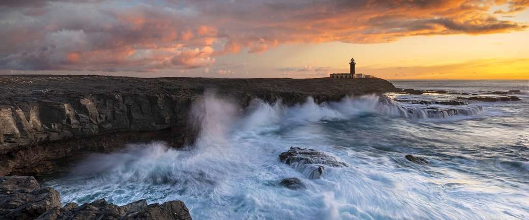 Fuerteventura Küstenlandschaft Leuchtturm Puzzlespiel online