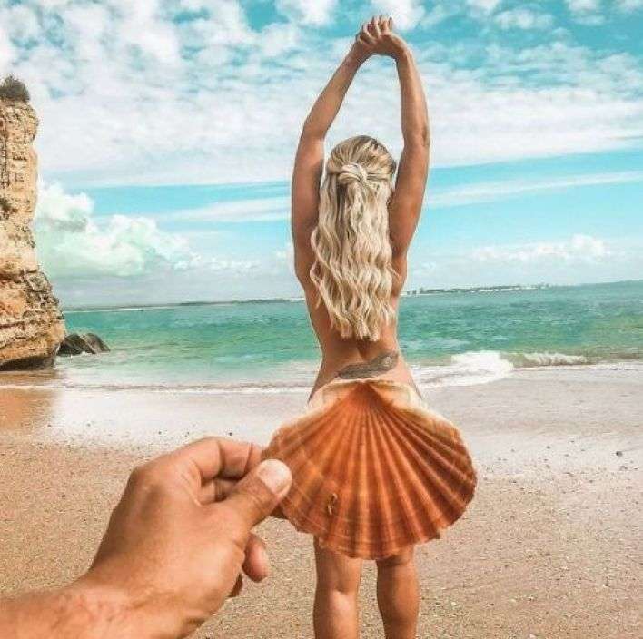 Foto creativa en la playa. rompecabezas en línea