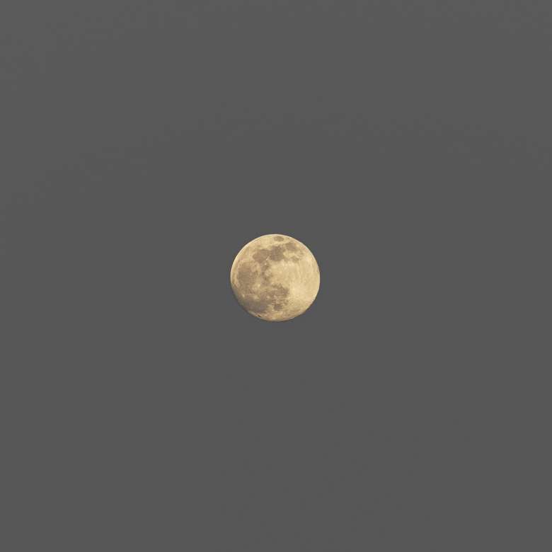 A Hold Négyzet. kirakós online