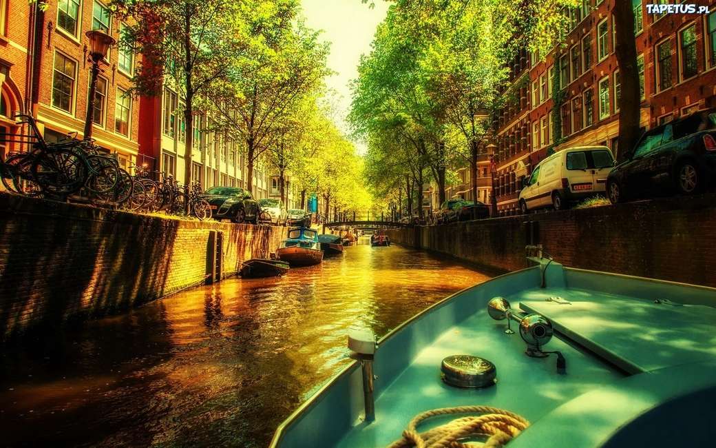 canal in the netherlands online puzzle
