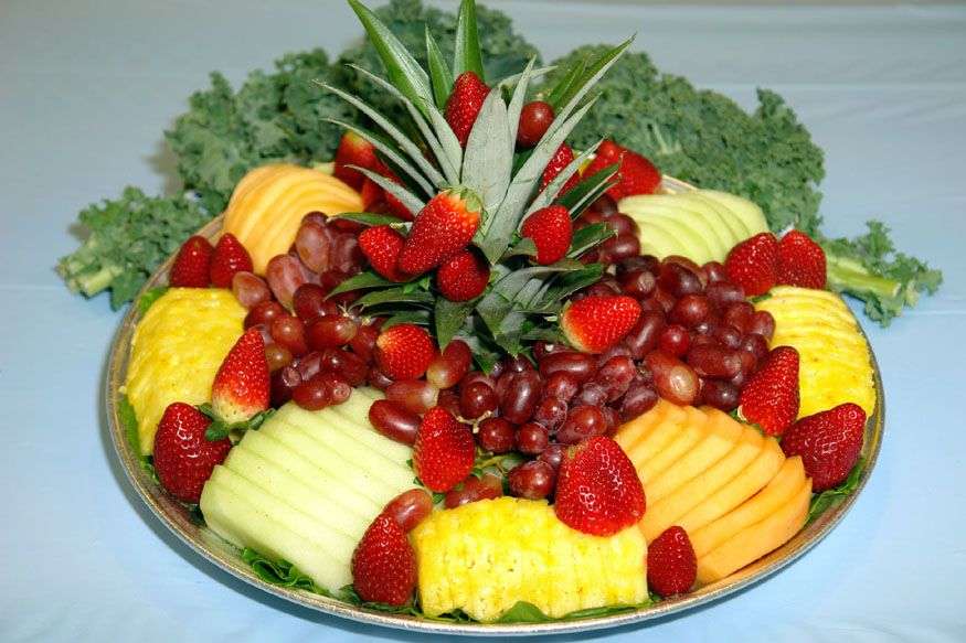 ovoce na talíři skládačky online