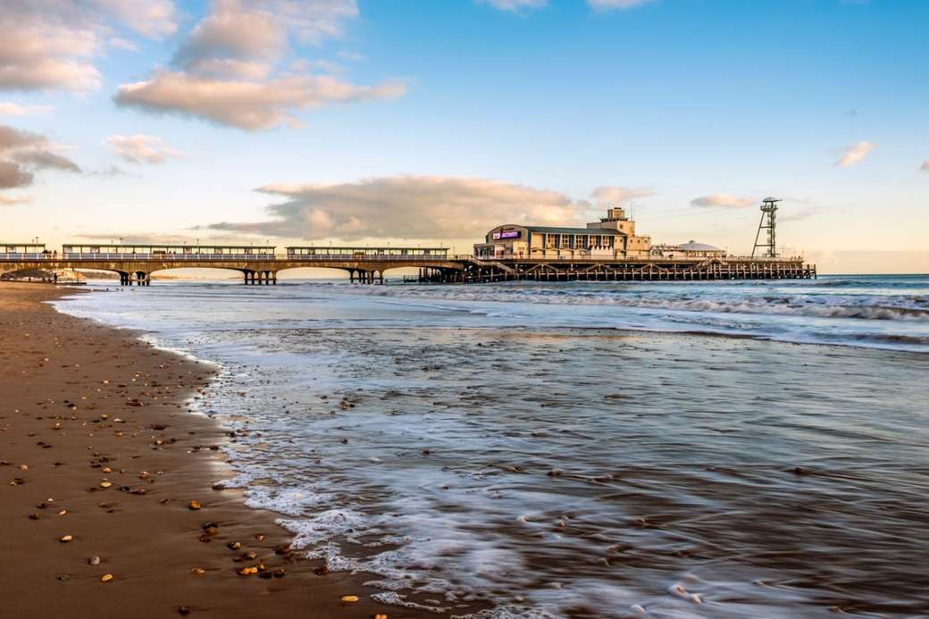 Ciudad costera de Bournemouth en el sur de Inglaterra rompecabezas en línea