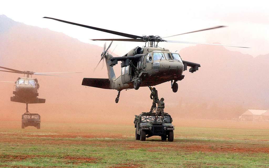 Сікорський UH-60 - Чорний Яструб онлайн пазл
