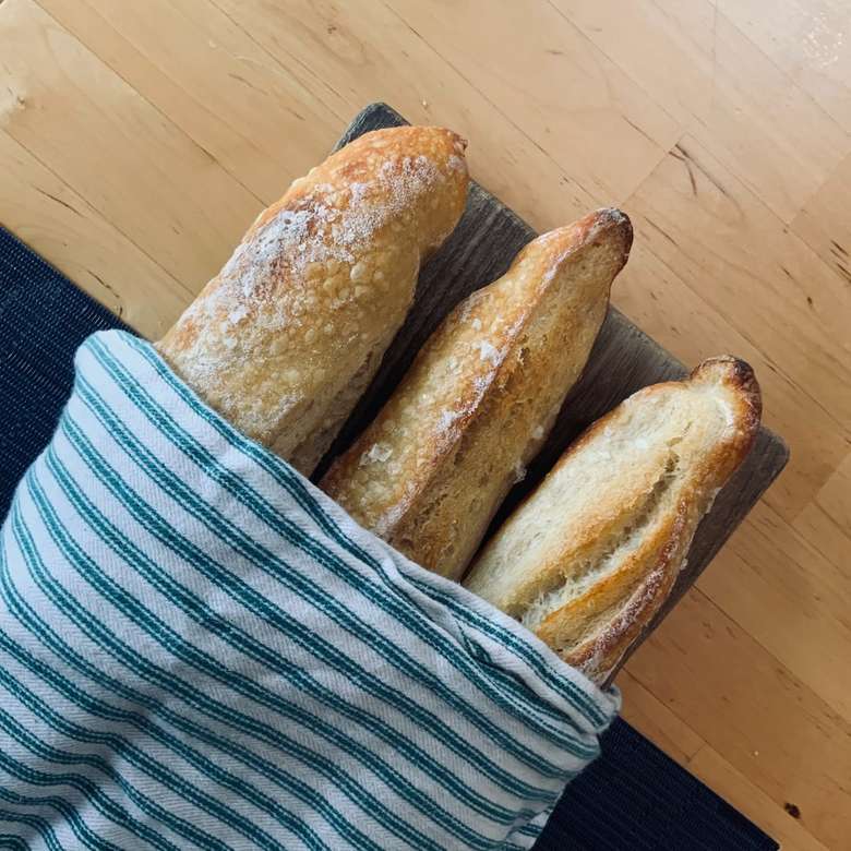 Свіжий хліб на заквасці пазл онлайн