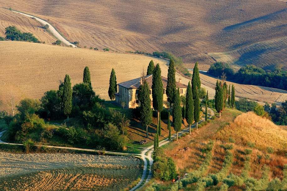 Ιταλία-σπίτι, χωράφια παζλ online