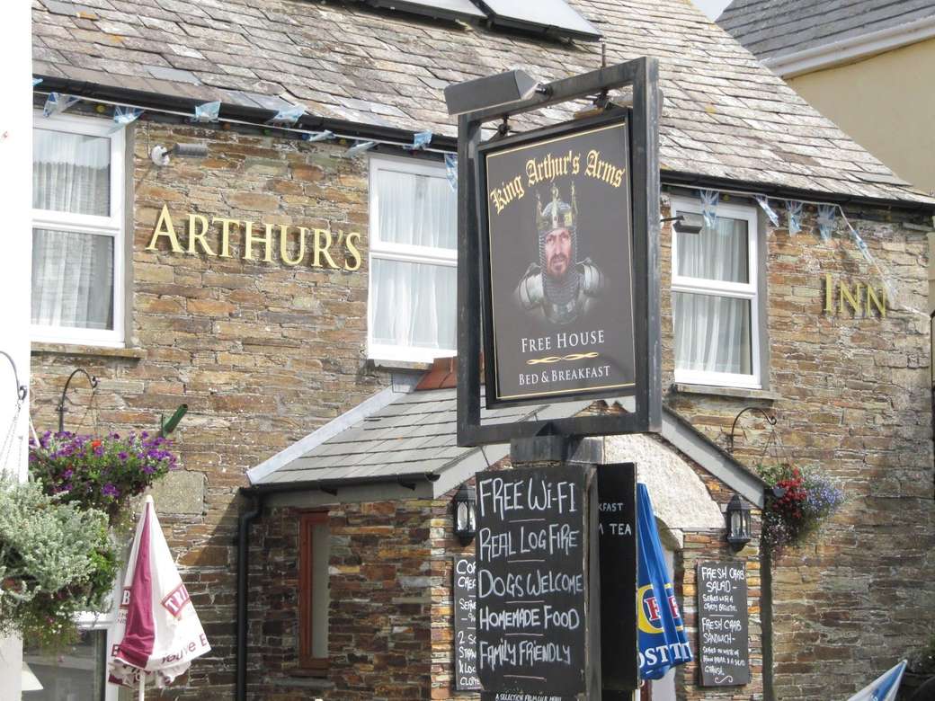 Tintagel Cornwall Locul nașterii regelui Arthur puzzle online