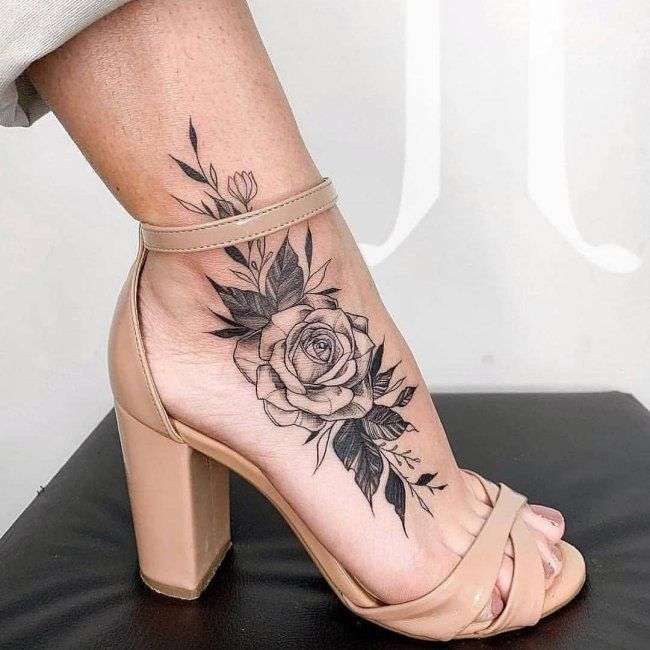 tatuering för kvinna pussel på nätet
