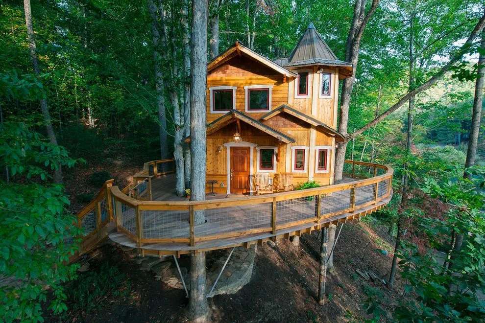 zomerhuis in het bos legpuzzel online