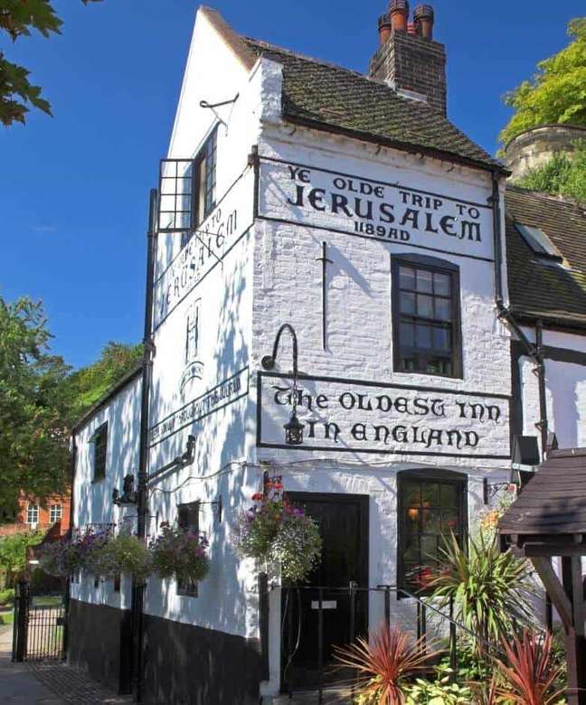 The oldiest Inn in England Puzzlespiel online