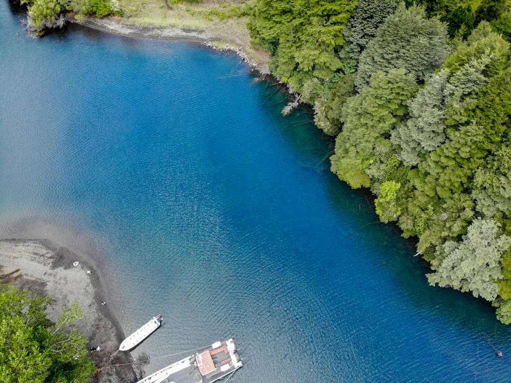 luchtfoto van rivier dok legpuzzel online