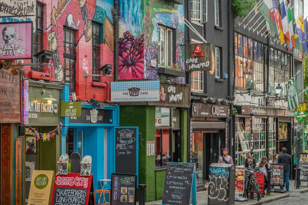 Dublin Town Centre Farbenfrohe Häuser Online-Puzzle