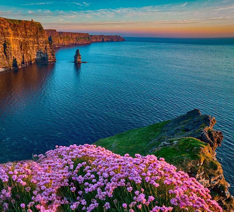 Западното крайбрежие на Ирландия Стръмни скали онлайн пъзел