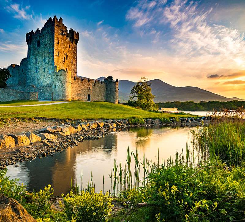 Rock of Cashel Írország online puzzle