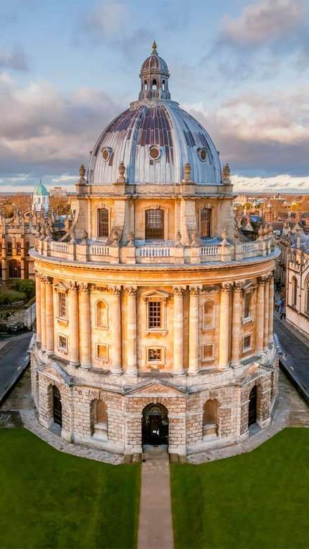 Oxford University City England pussel på nätet
