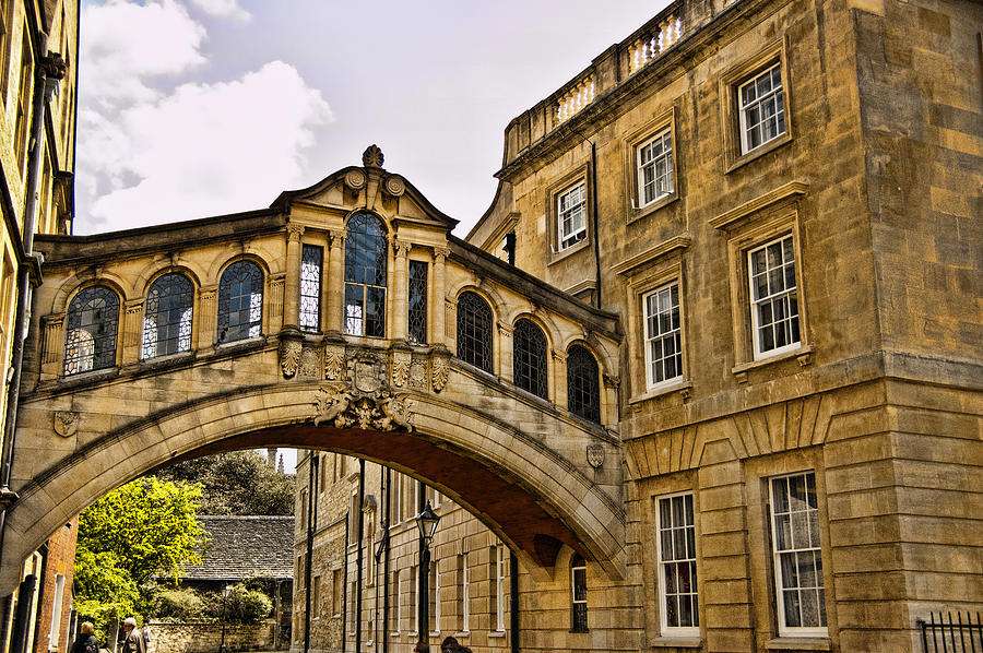 Oxford University City England jigsaw puzzle online