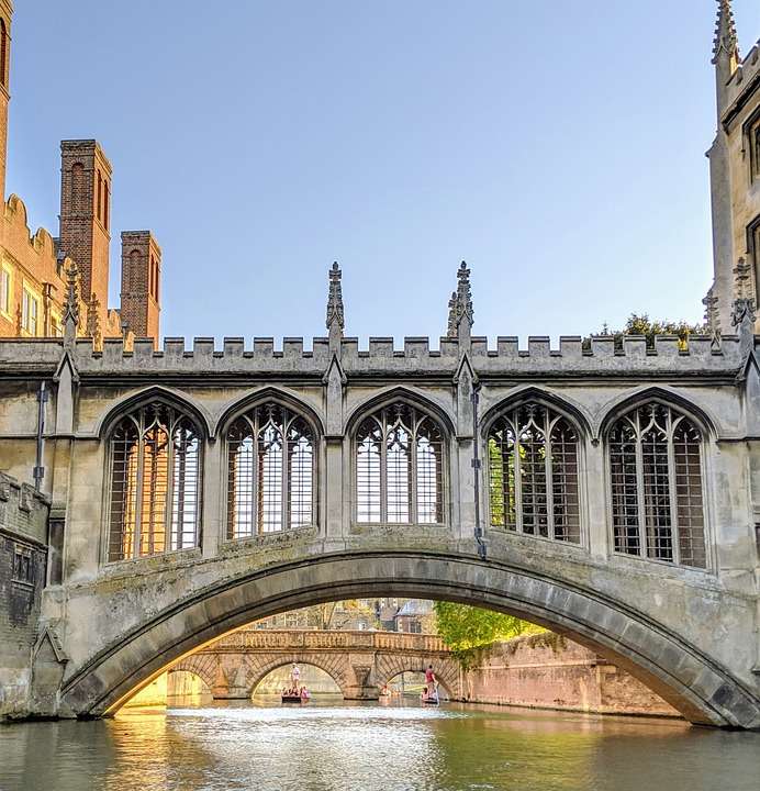Oxford University City en Angleterre puzzle en ligne