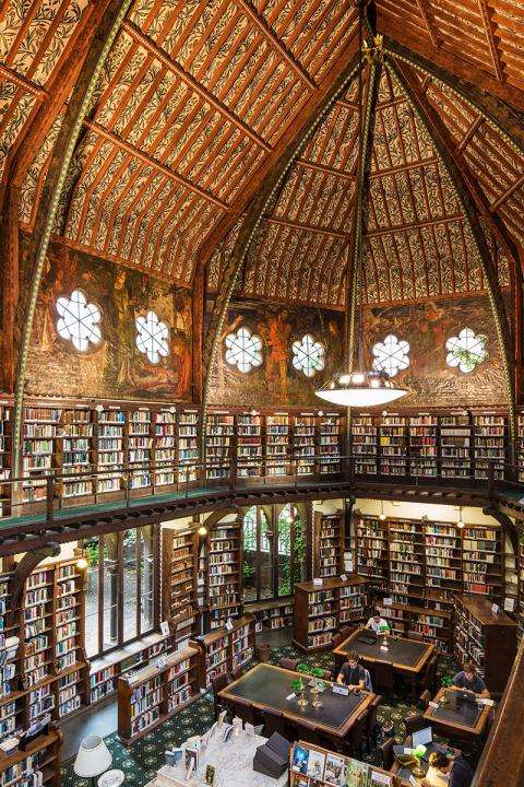 Oxford University City Library England Pussel online