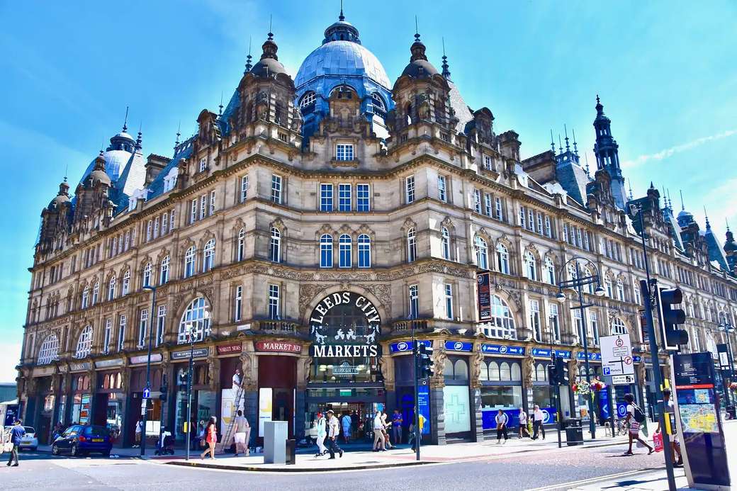 Leeds Town Centre in Inghilterra puzzle online