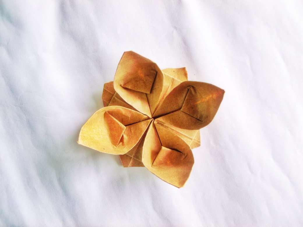 origami lotus pussel på nätet