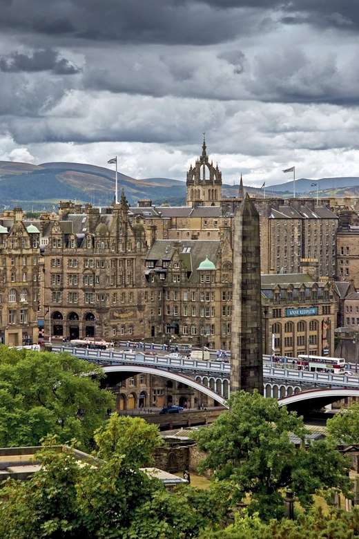 Единбург изглед към Шотландия онлайн пъзел