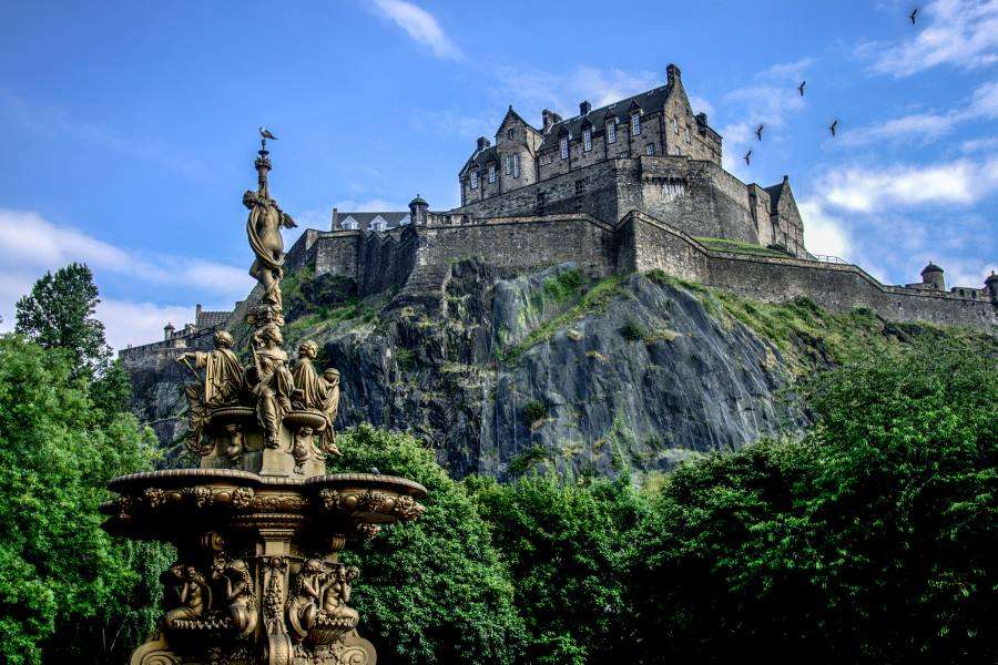 Edinburgh sikt av slotten Skottland Pussel online