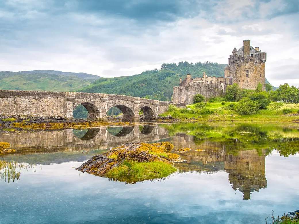 Castelo Eilean Donan na Escócia quebra-cabeças online