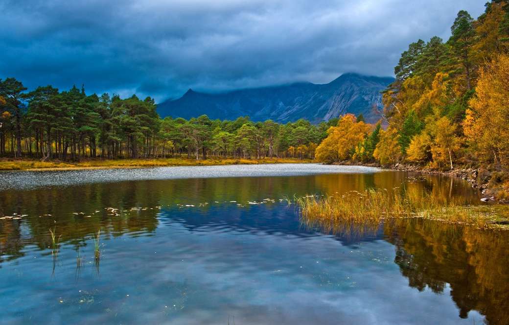 Loch Clair Skottland Pussel online