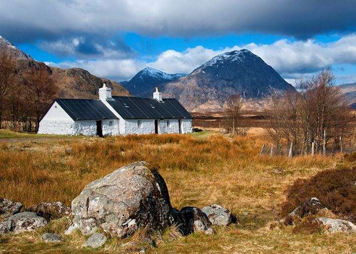 Cottage Glencoe Black Rock Schottland Online-Puzzle