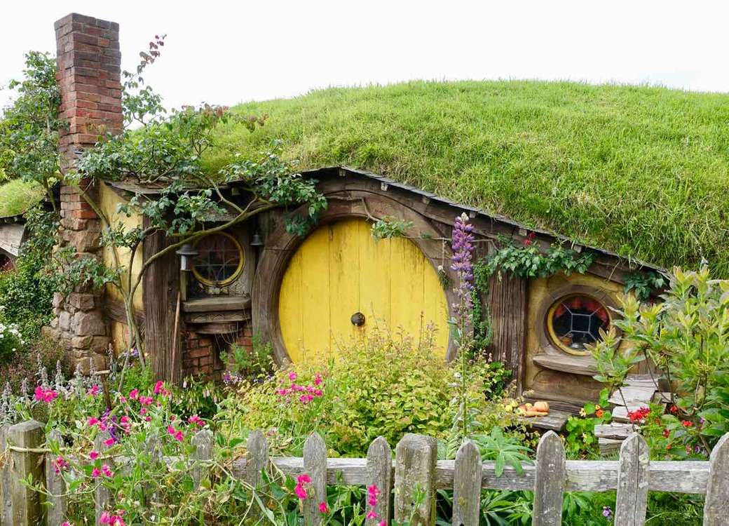 Hobbits hus pussel på nätet