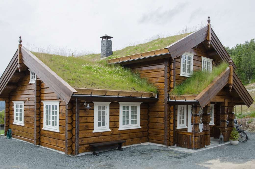 Houten huis in Noorwegen online puzzel