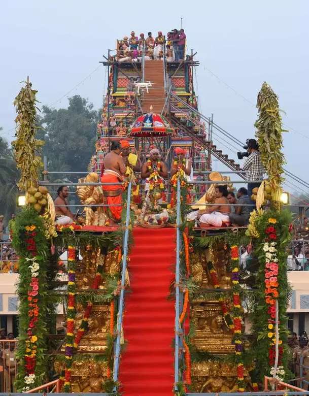 invigning av Mariamman-templet i Indien Pussel online