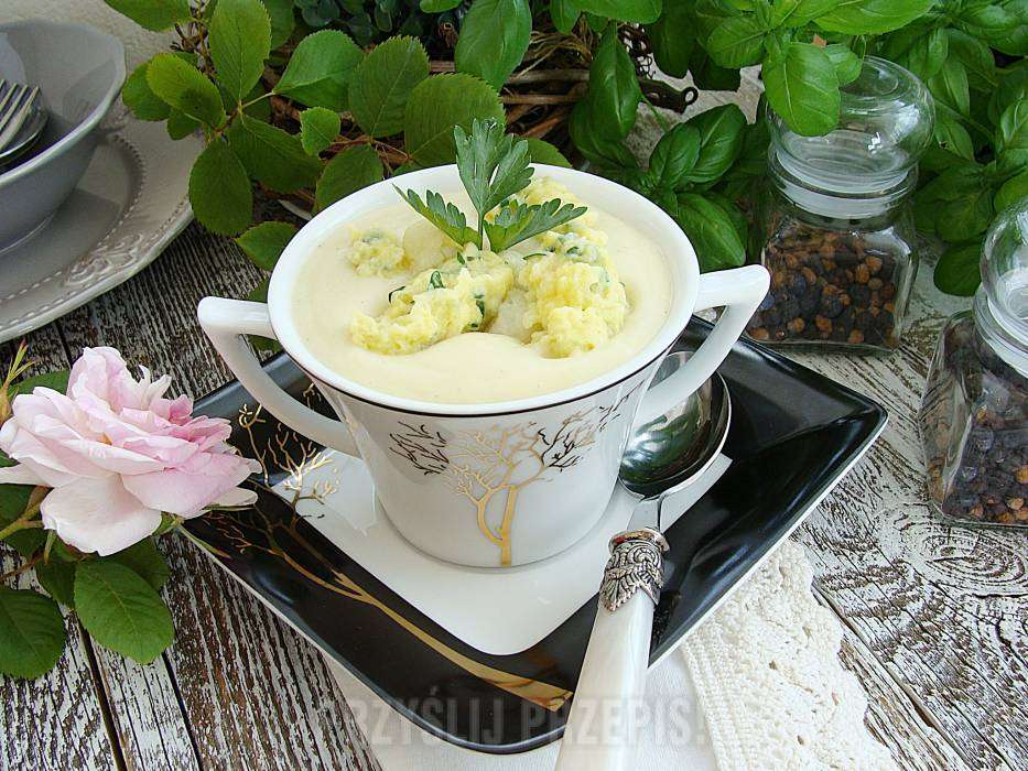 Sahnesuppe mit Blumenkohl Online-Puzzle