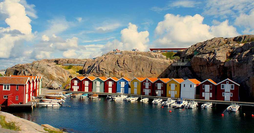 Ξύλινα σπίτια Bohuslän δίπλα στο νερό Σουηδία online παζλ